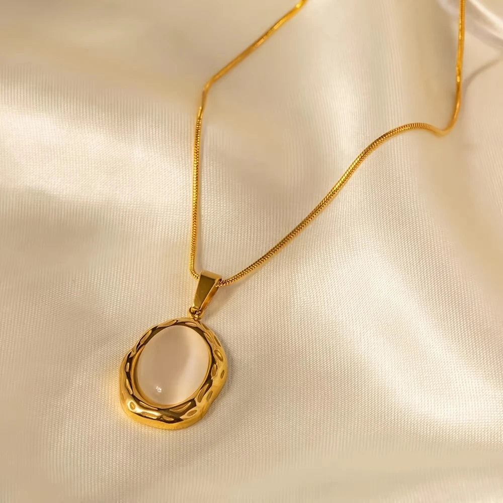 Collier Clara