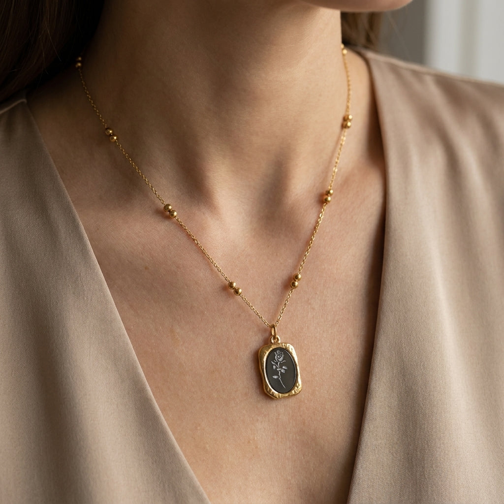 Collier Rose