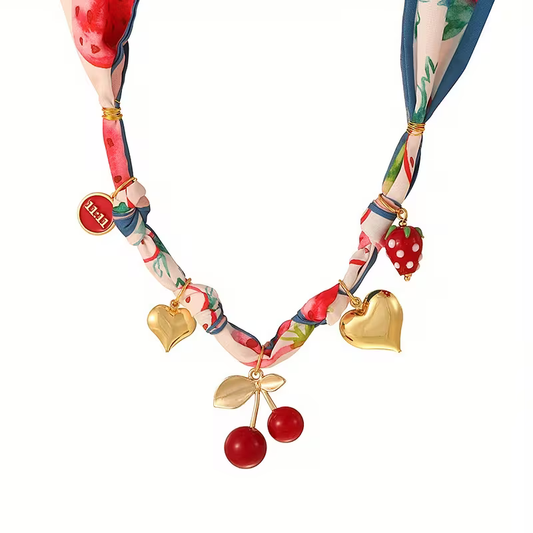 Collier Cherry